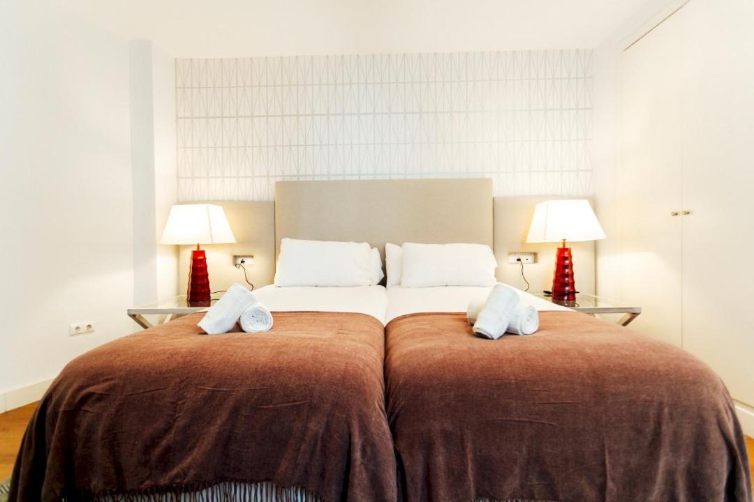 Minty Stay 3Bd Apartment - Triana Sevilla Bagian luar foto