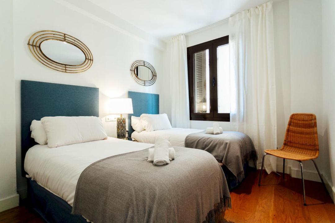 Minty Stay 3Bd Apartment - Triana Sevilla Bagian luar foto