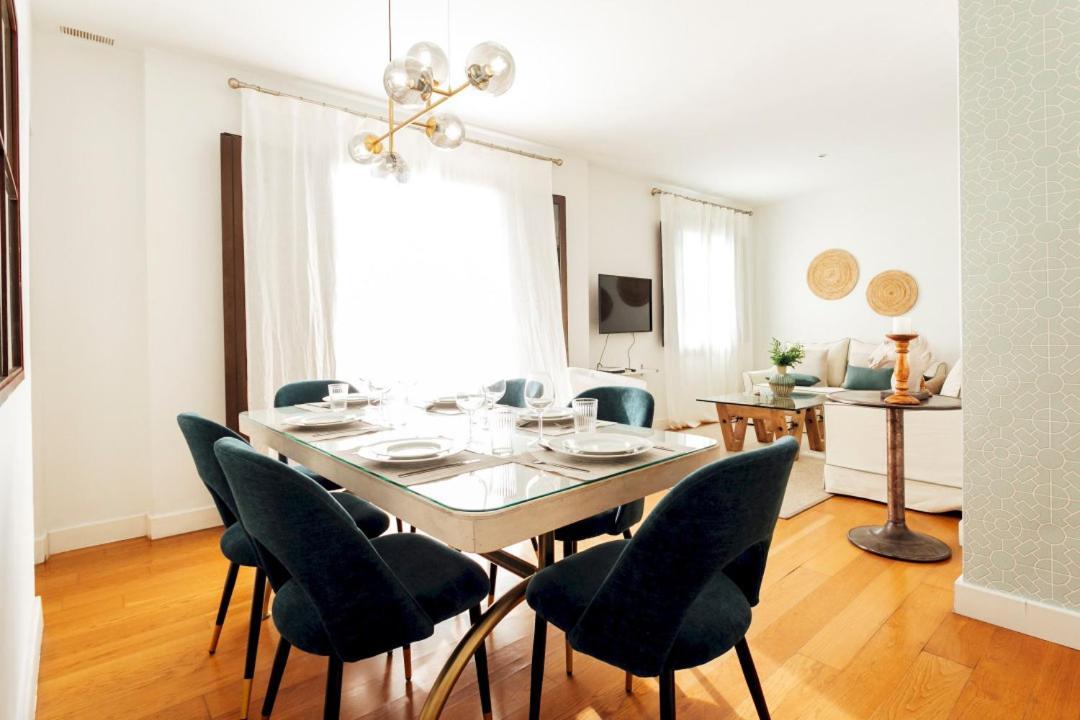 Minty Stay 3Bd Apartment - Triana Sevilla Bagian luar foto