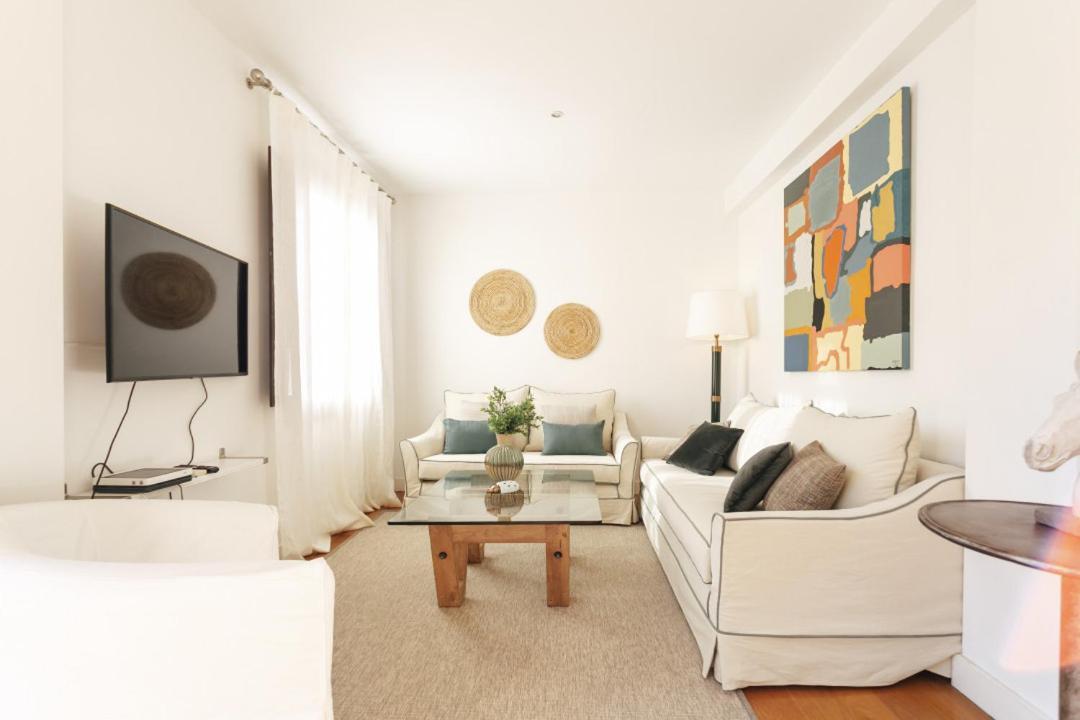 Minty Stay 3Bd Apartment - Triana Sevilla Bagian luar foto