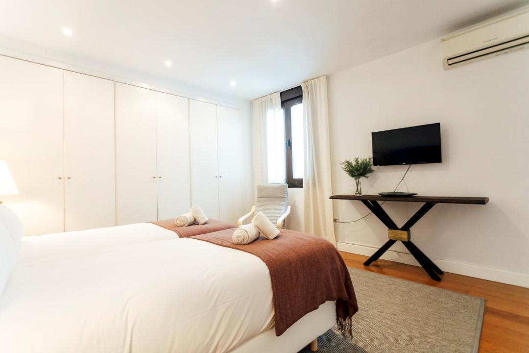 Minty Stay 3Bd Apartment - Triana Sevilla Bagian luar foto